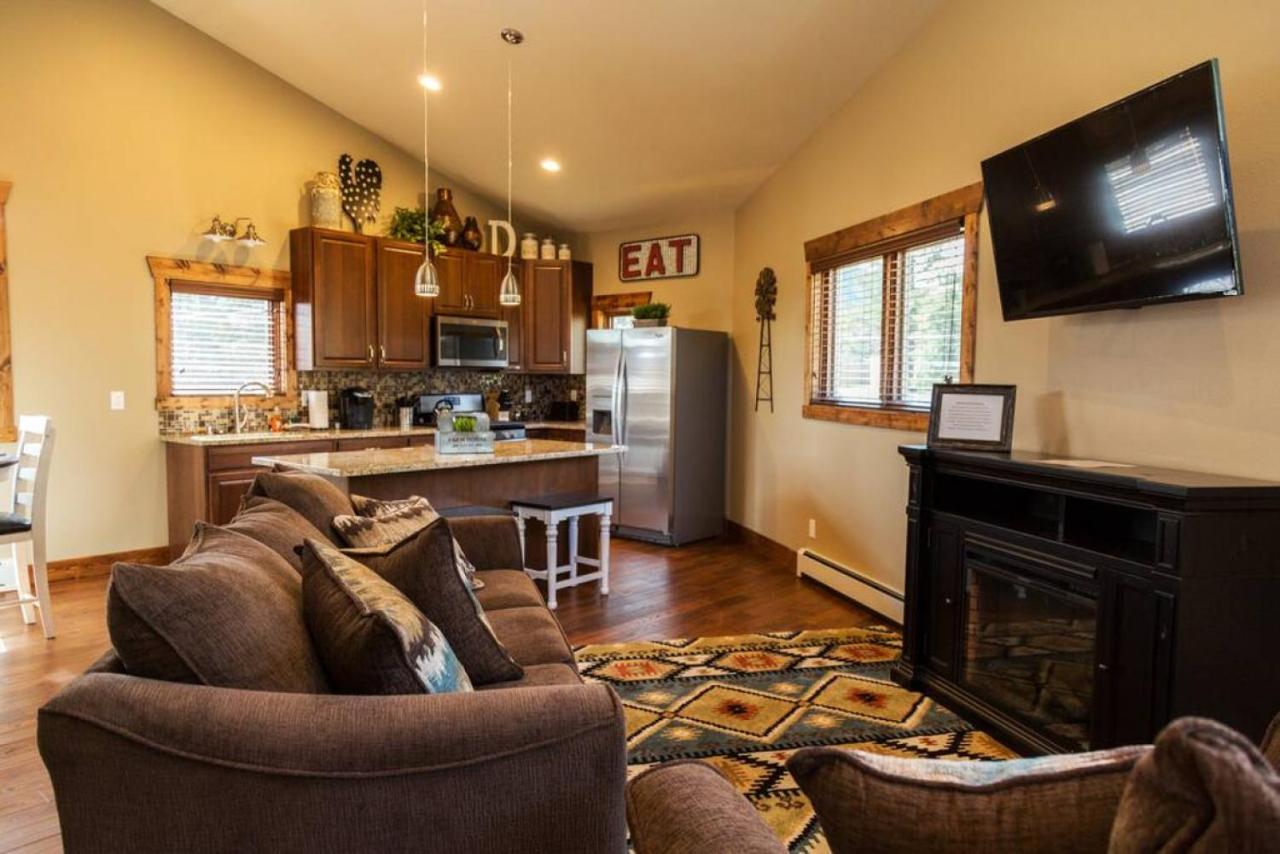 Spacious 2Nd Story Loft With Awesome Views Estes Park Exterior photo